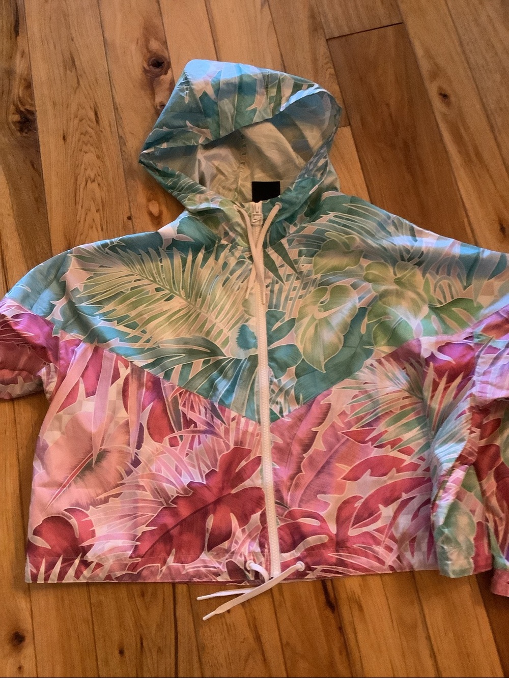 Nike Women Tropical Hooded Rain Jacket - Pink & Teal like new